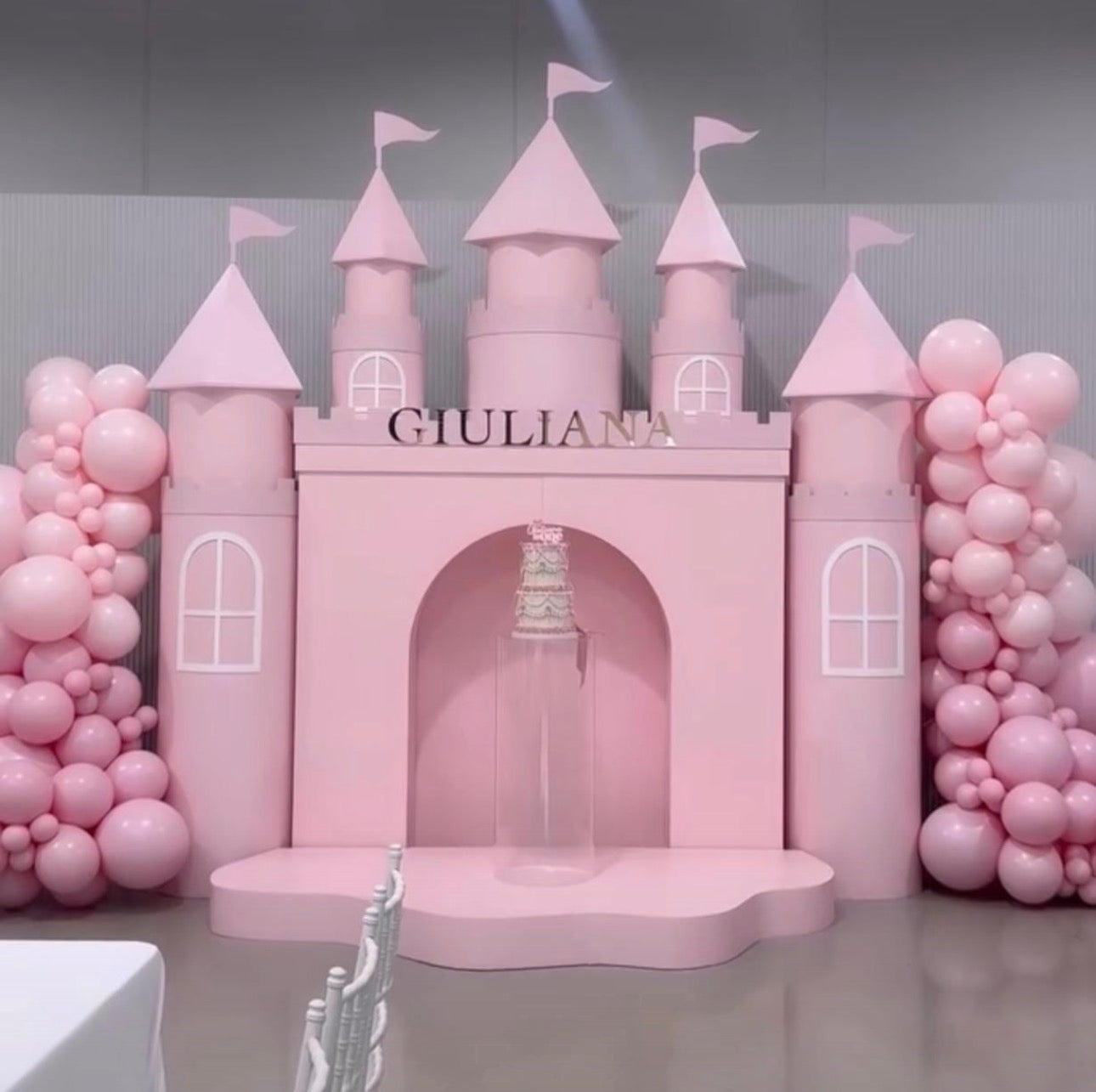 PREMIUM- BIG CASTLE