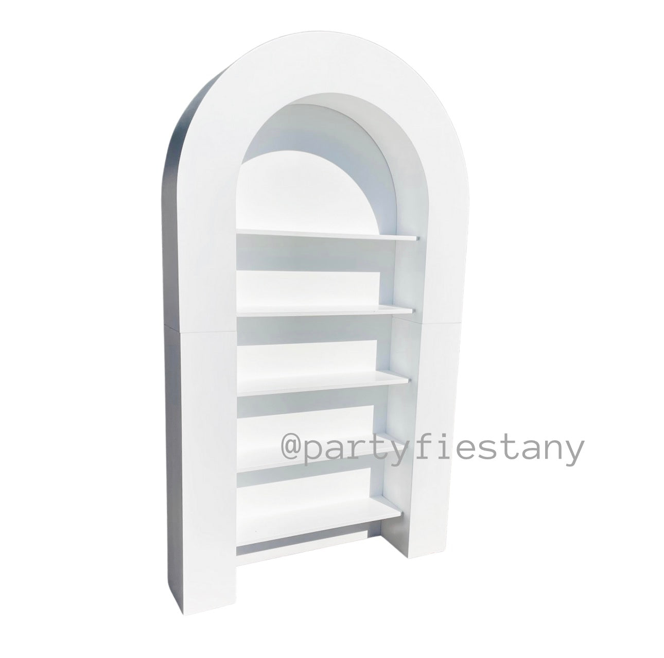 ARCHED FAVOR WALL
