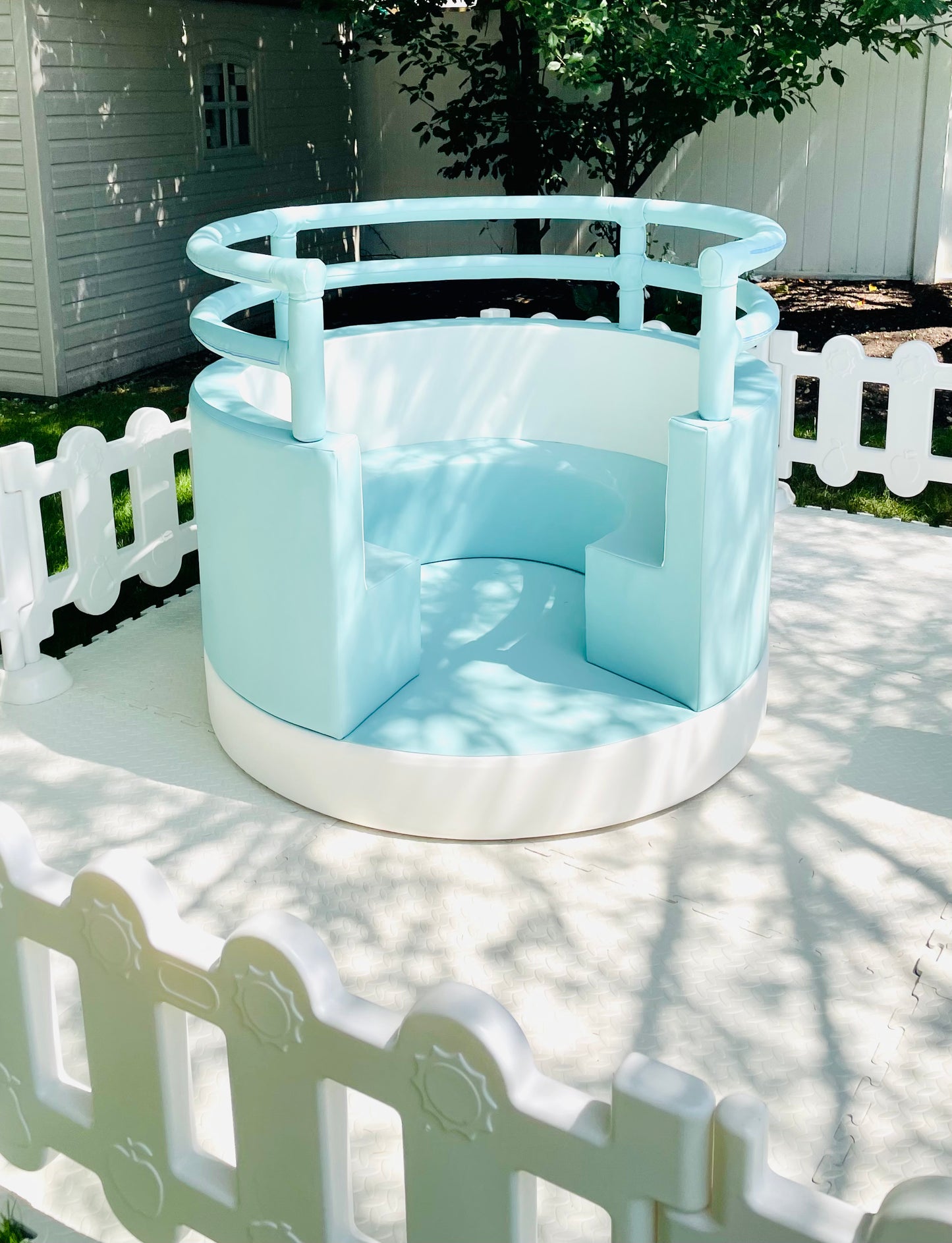 PREMIUM PLAY AREA