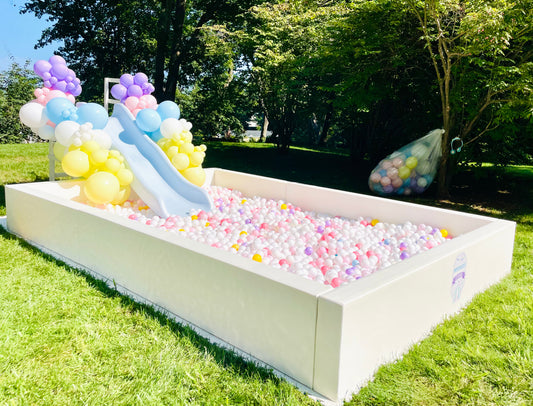 GIANT BALL PIT