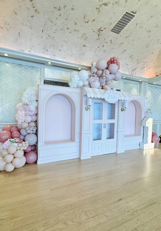 ELEGANT STORE FRONT